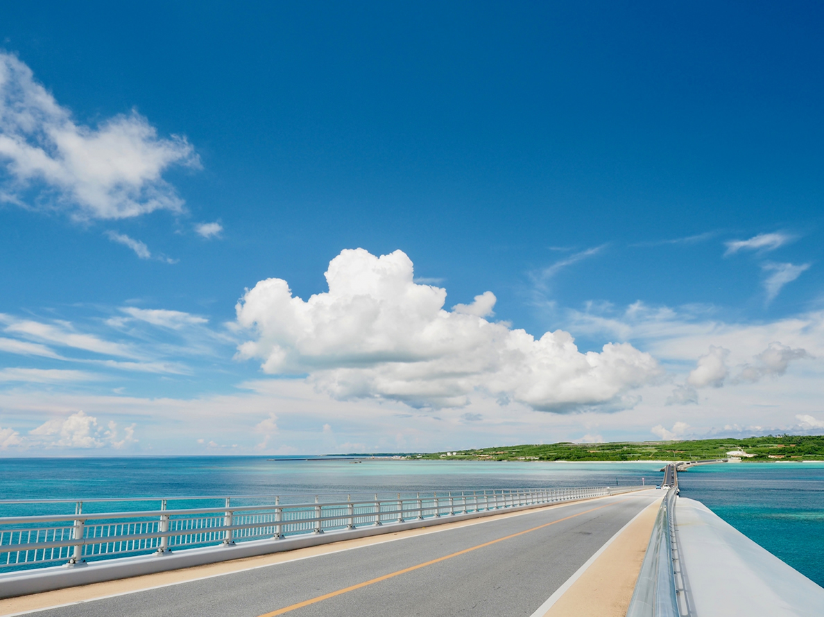 號稱日本最長的3540米的伊良部大橋